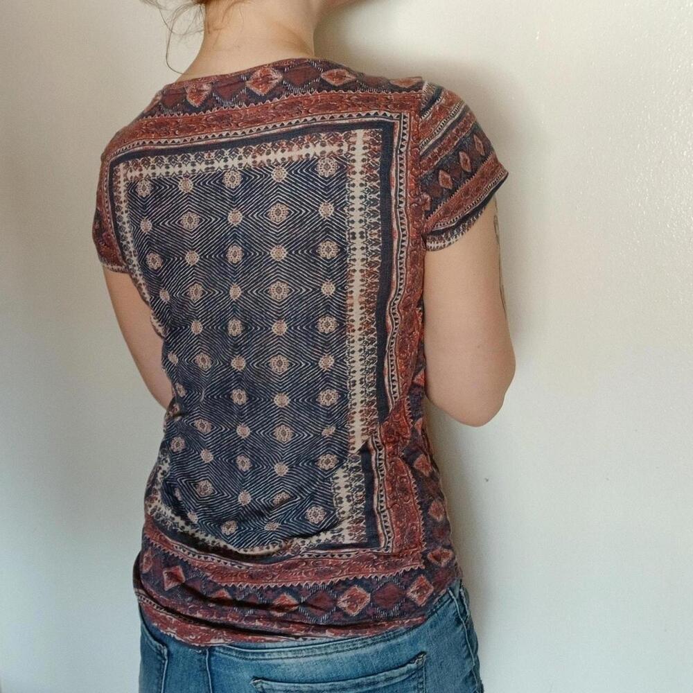 Bohemian blue and purple patterned top size‎ small - Picture 2 of 3